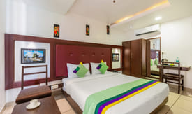 Treebo South Avenue, 700 Mts From Promenade Beach