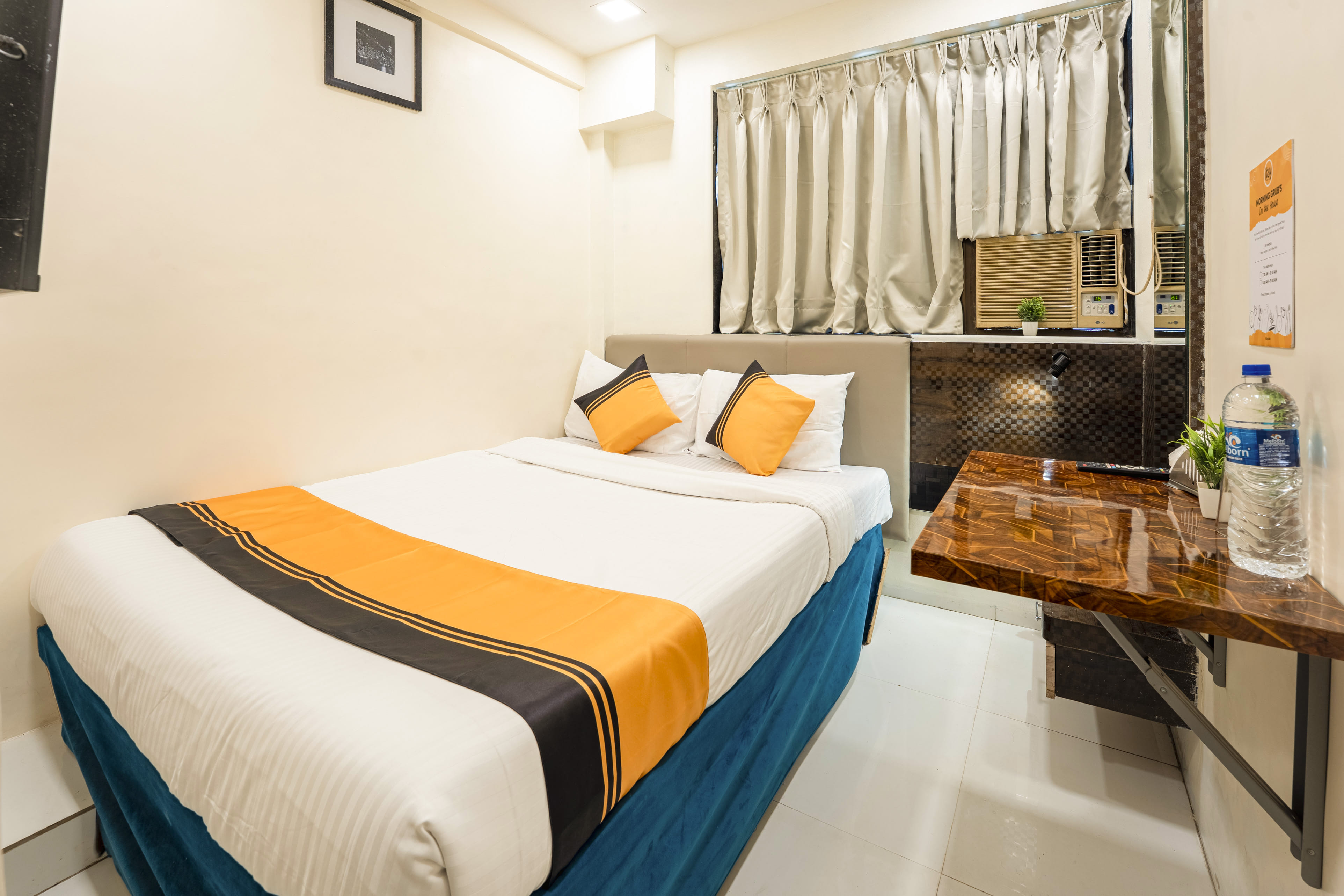 Solo room in Itsy Hotels Bindra Elite in undefined. Solo