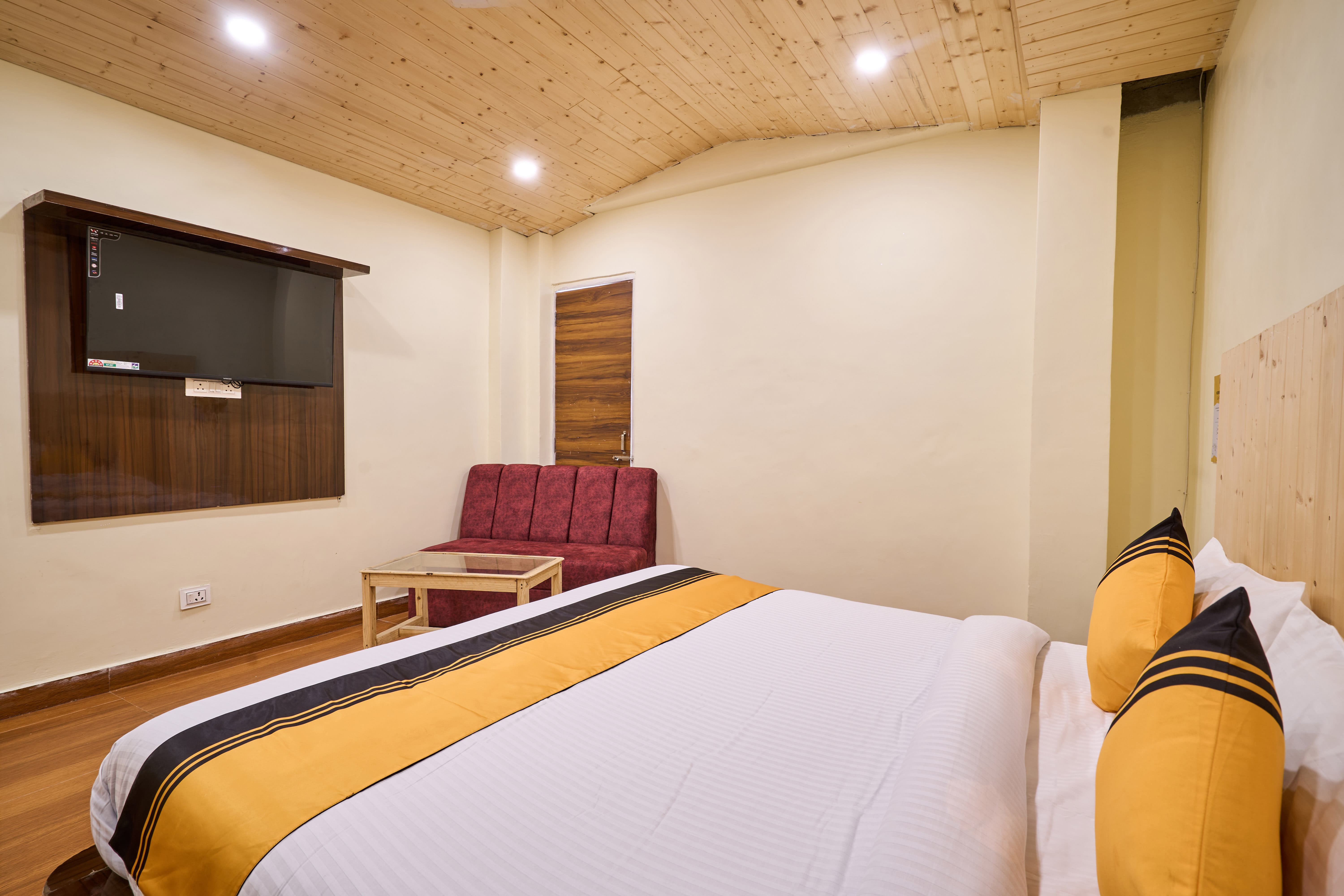 Solo room in Itsy Hotels Twilight in undefined. 