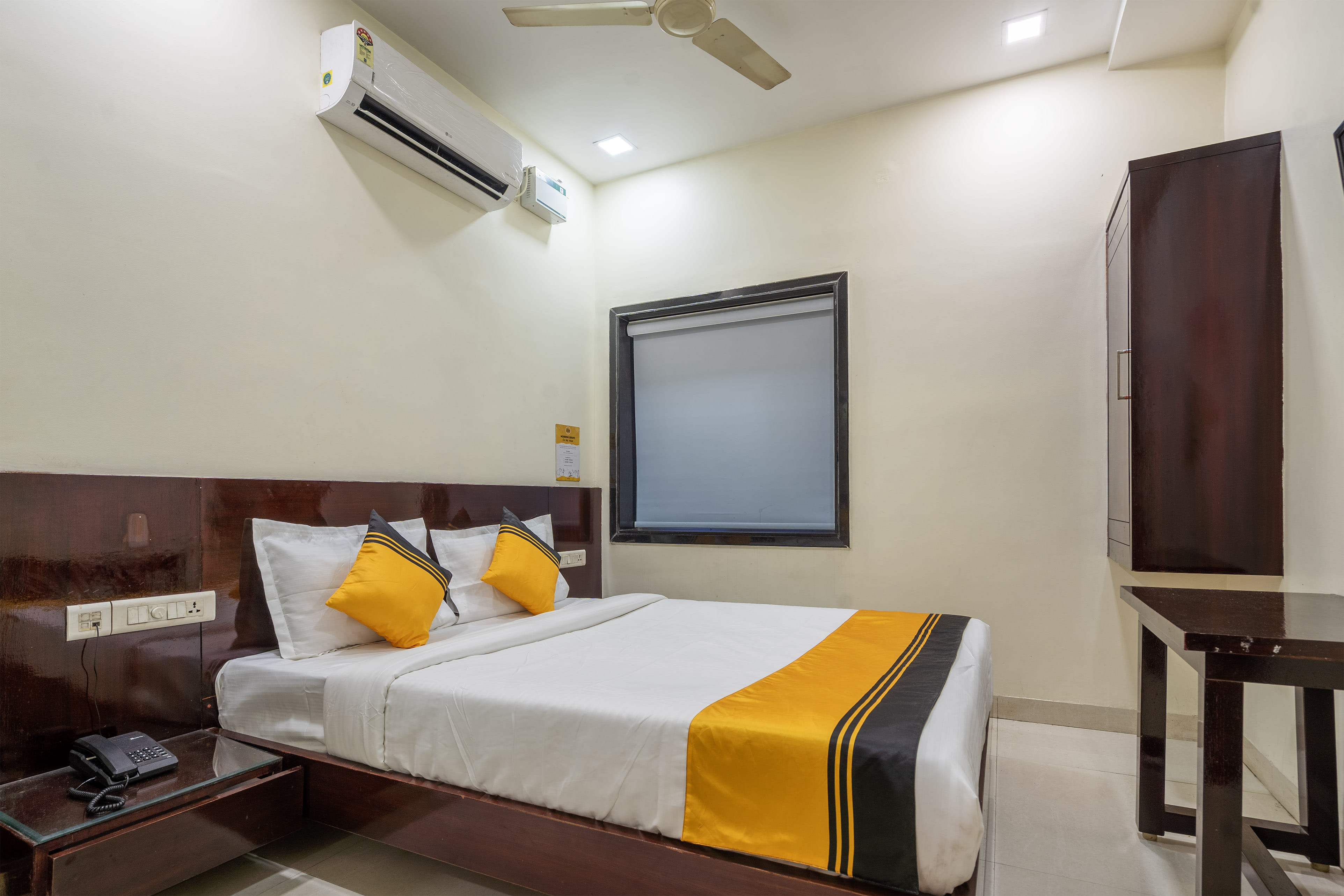 Standard room in Itsy hotels M in undefined. 