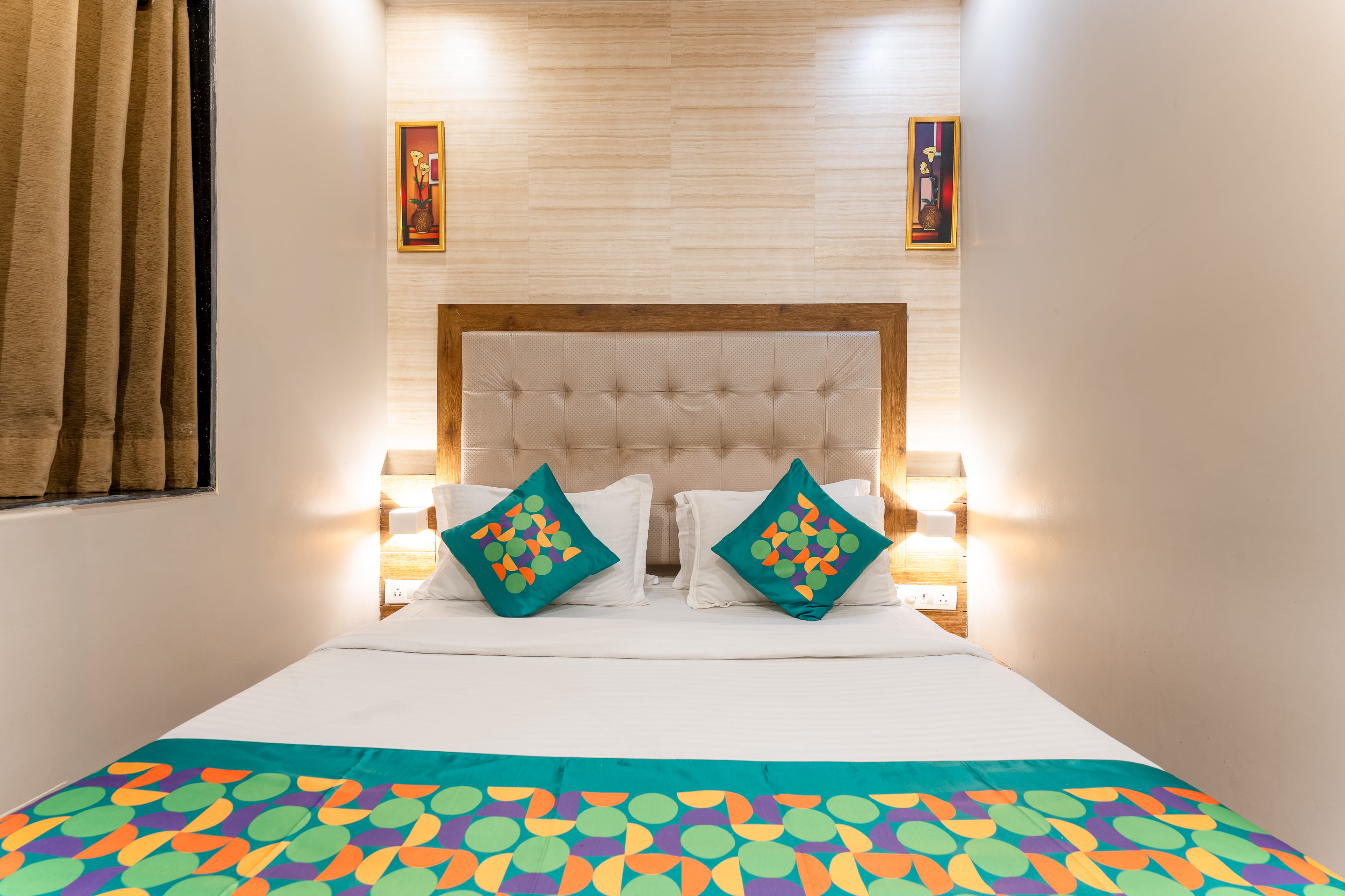 Solo room in Treebo Amber International Mumbai Airport T2 in undefined. Solo