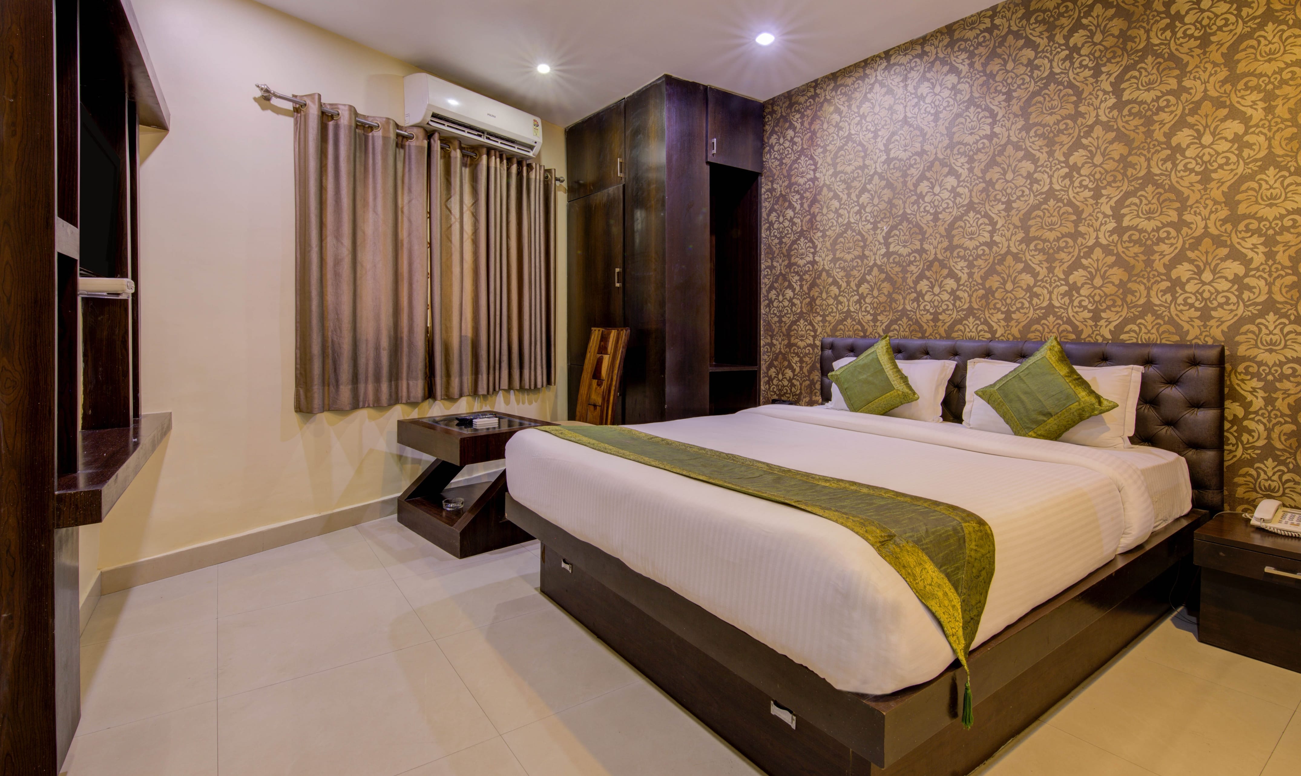 Standard room in Treebo Archie Regency in undefined. Standard