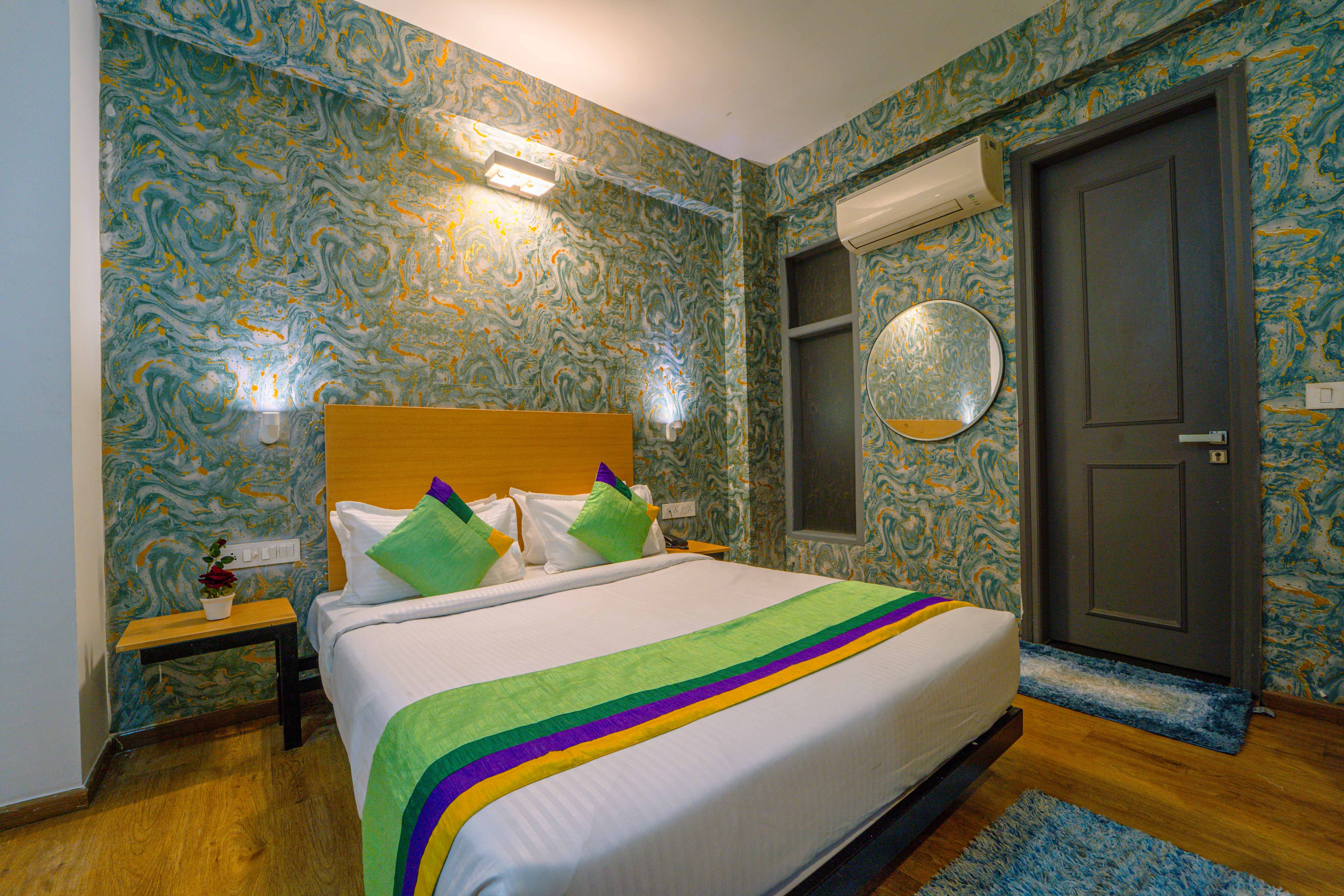 Solo room in Treebo Diamond View in undefined. 