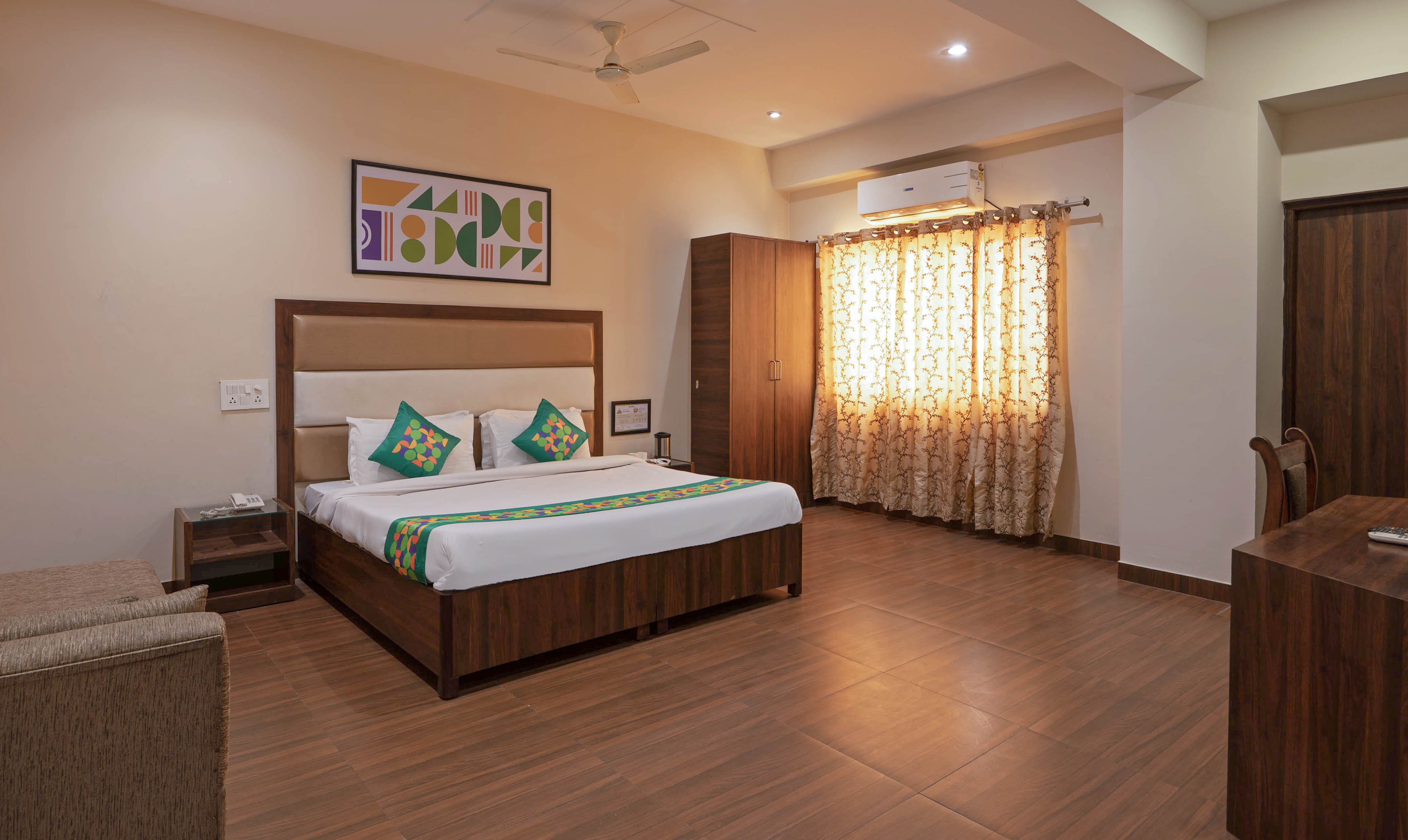 Premium room in Treebo Golden Leaf DDN in undefined. 