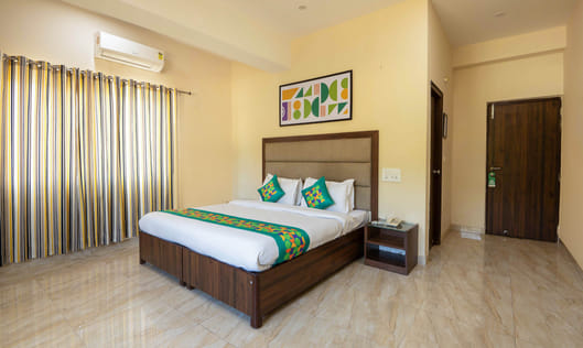 Maple room in Treebo Golden Leaf DDN in Dehradun. 