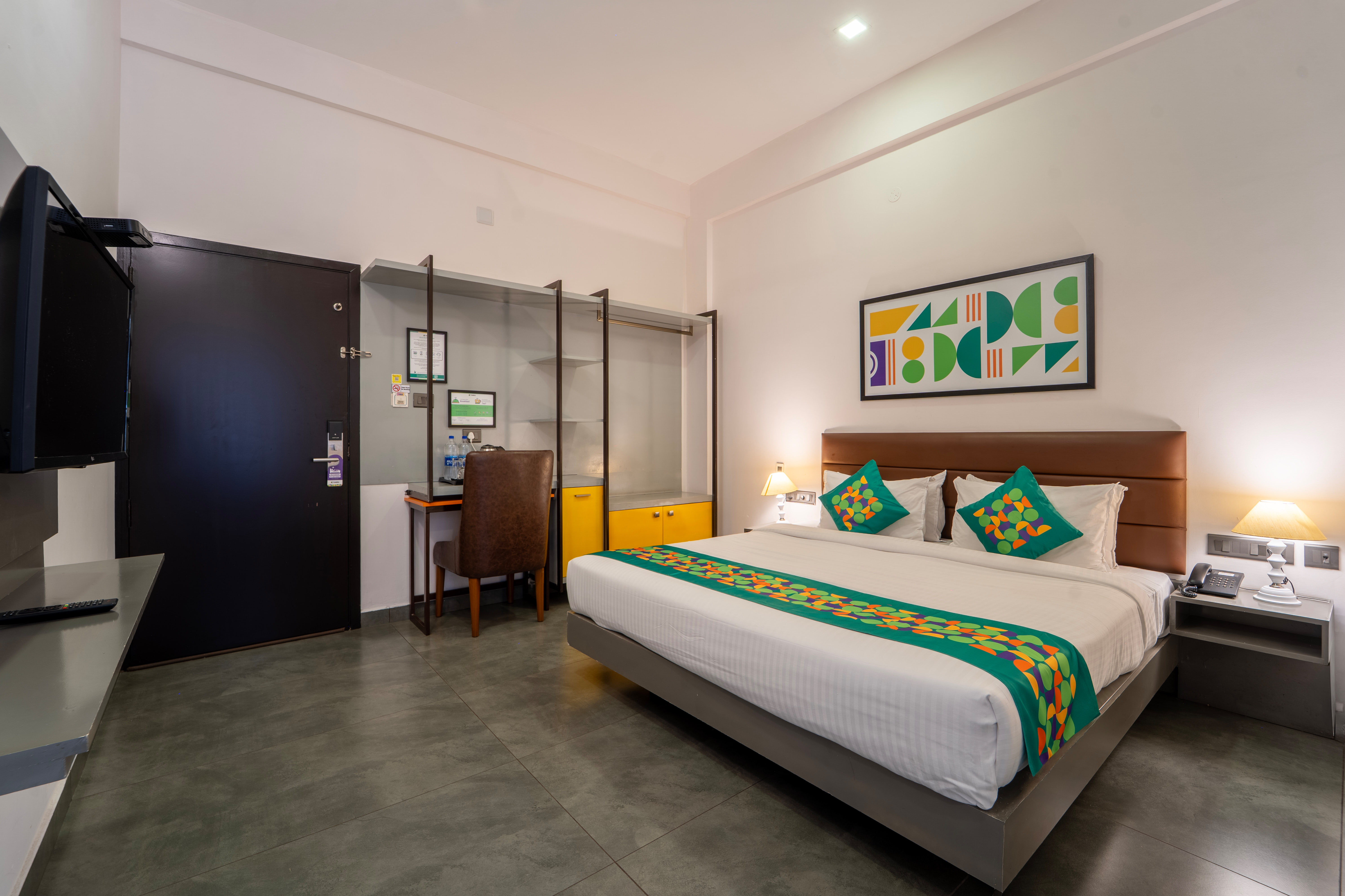 Standard room in Treebo Grand Vistara Airport Suites, 500m from Cochin International Airport in undefined.