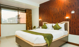 Treebo Hillway Inn Main Market
