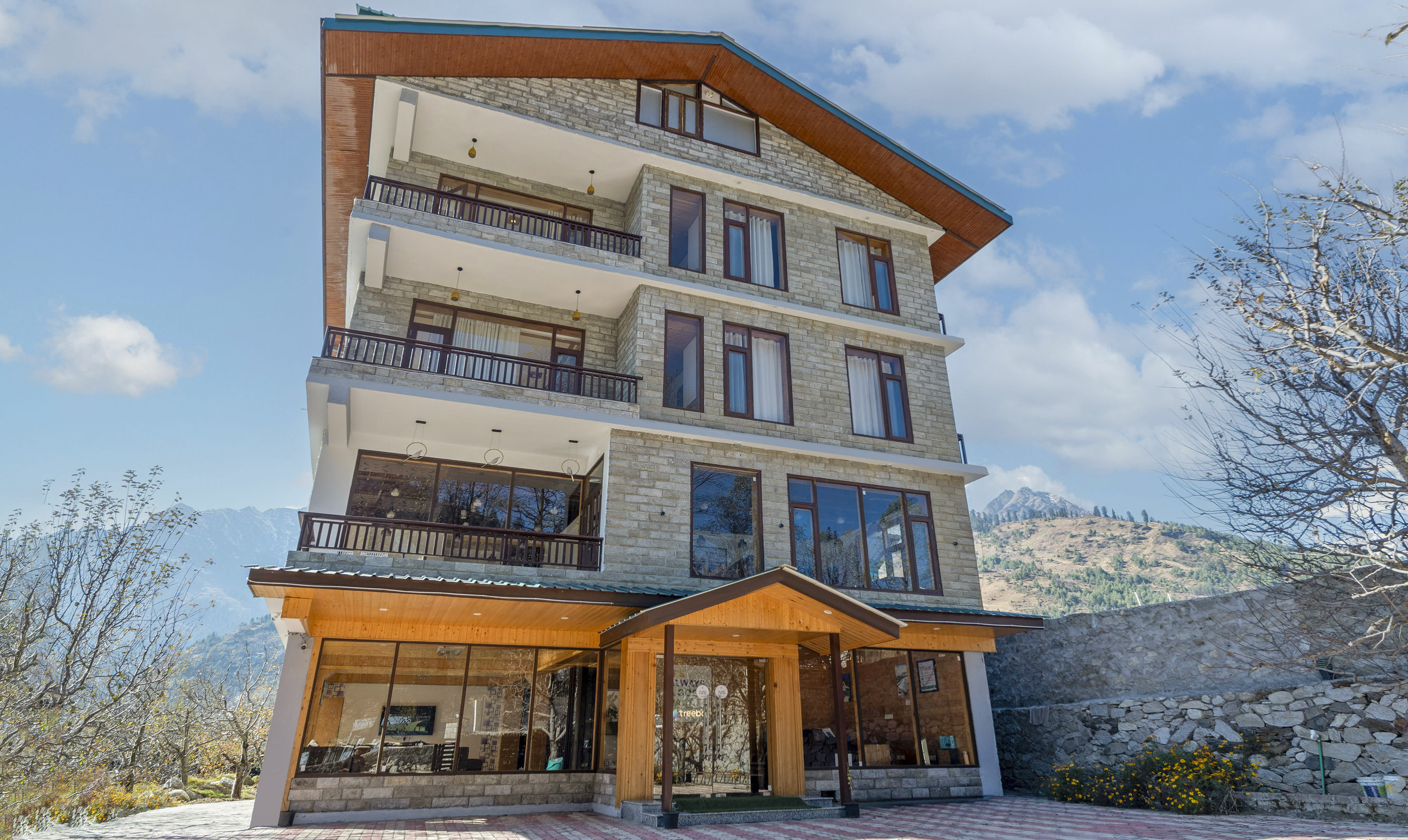 The facade of Treebo MR Villa with Mountain View in undefined. 