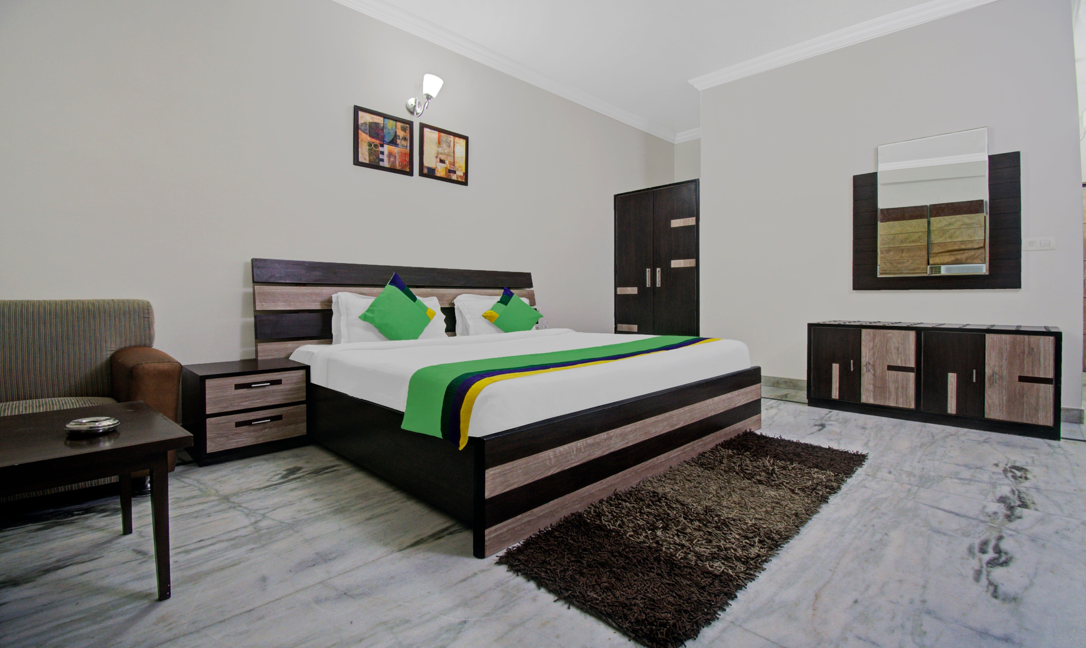 Standard room in Treebo Maharaja Residency in undefined. 