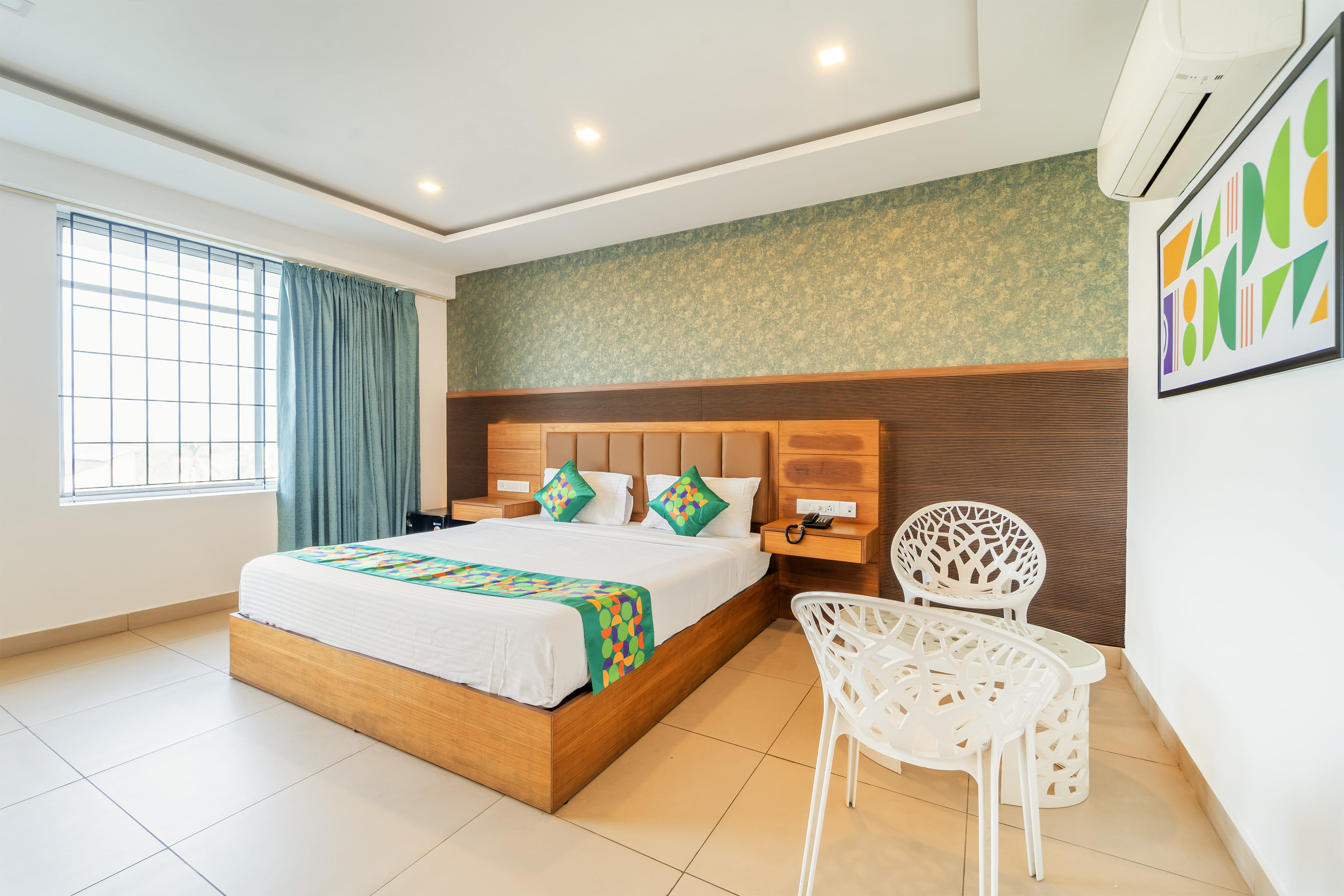 Deluxe room in Treebo Medco Mansion in undefined. 