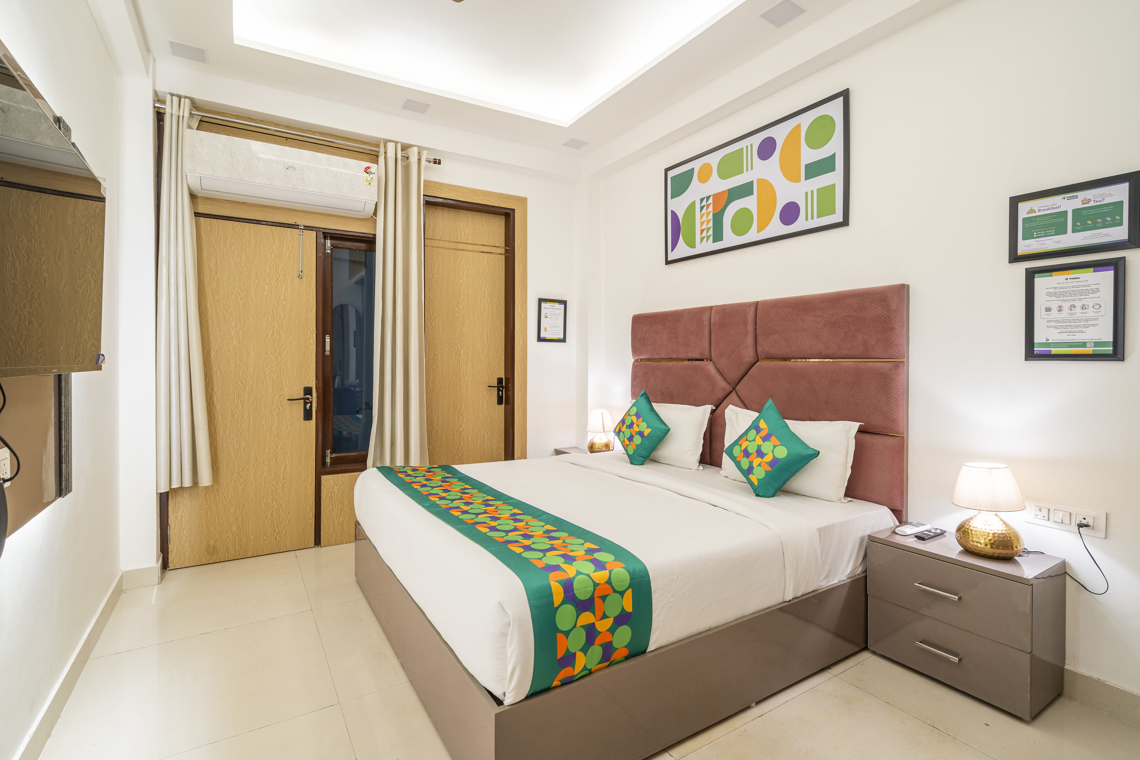 Standard room in Treebo Premium Inn 62 in undefined. 