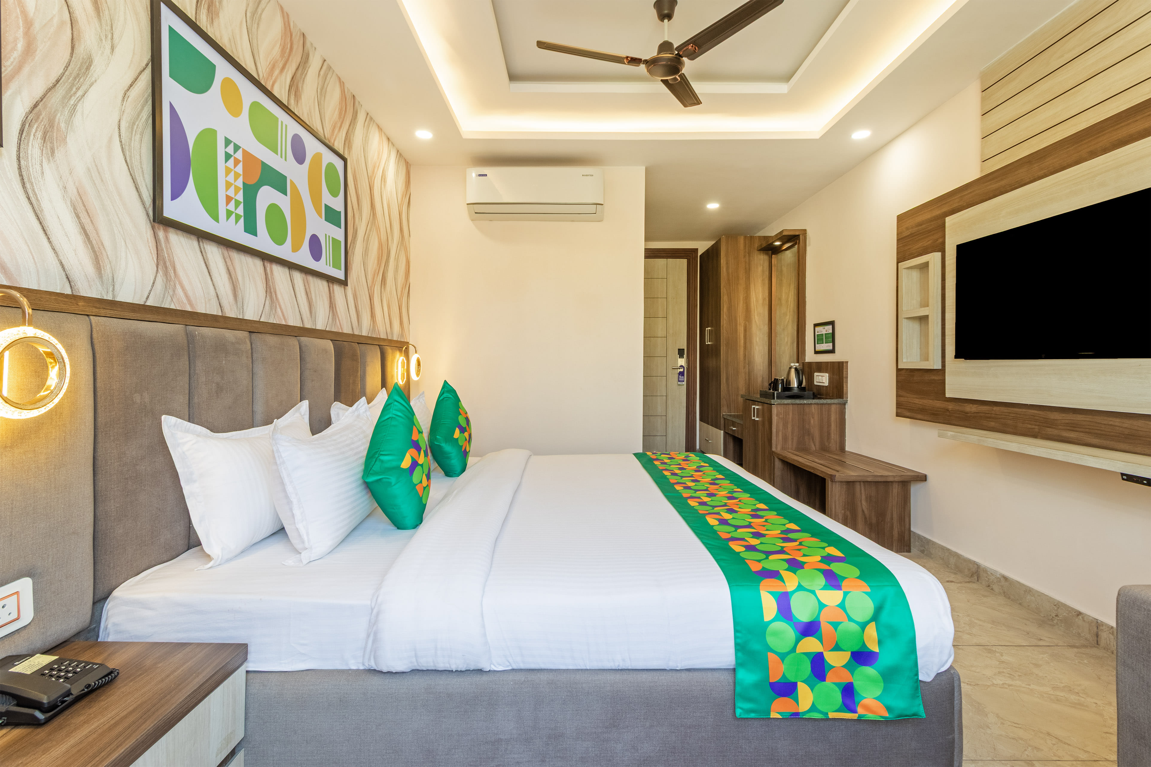 Deluxe room in Treebo Premium Paarth Grand with Rooftop Cafe in undefined. 