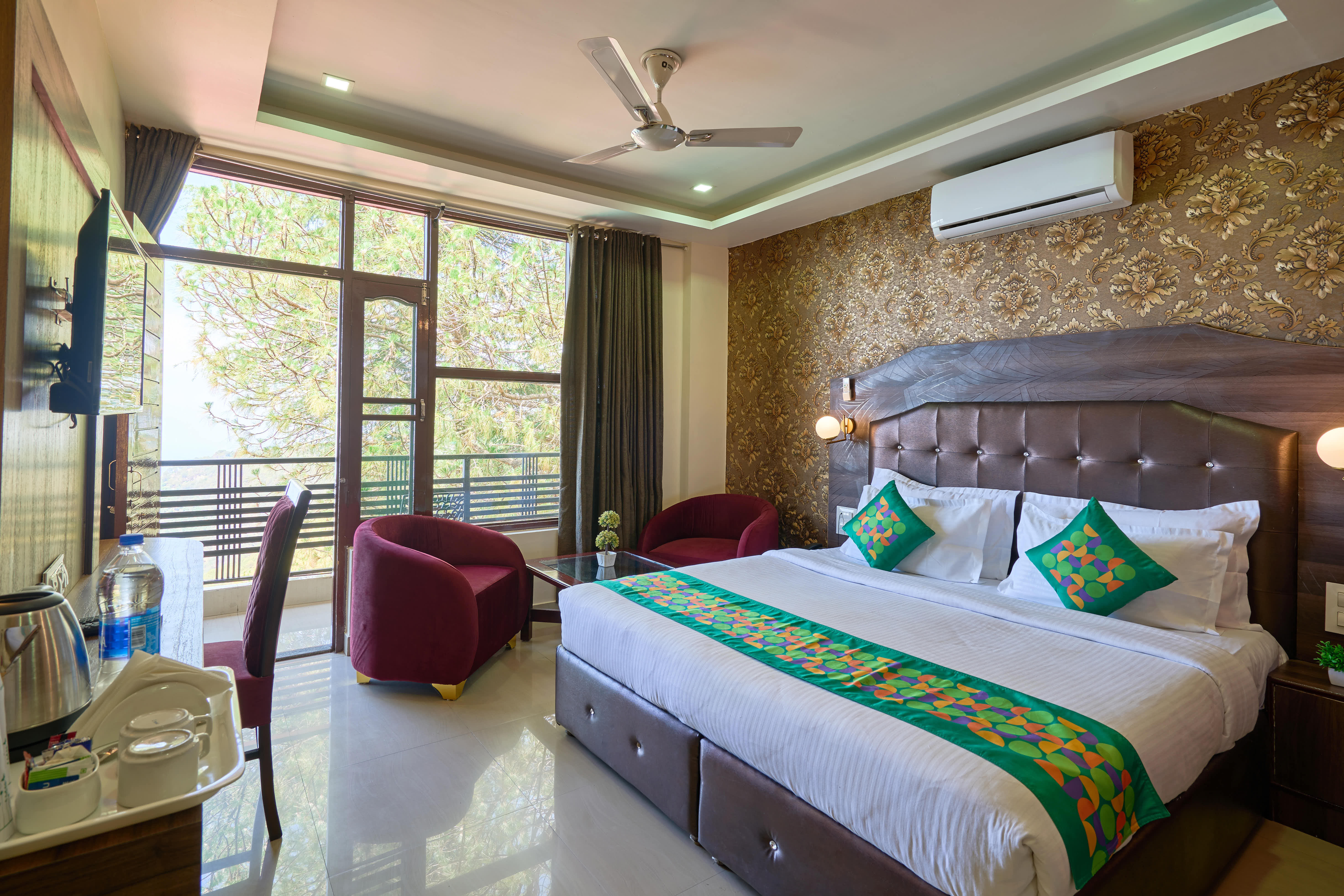 Deluxe room in Treebo Roshan House with Valley View in undefined. Deluxe