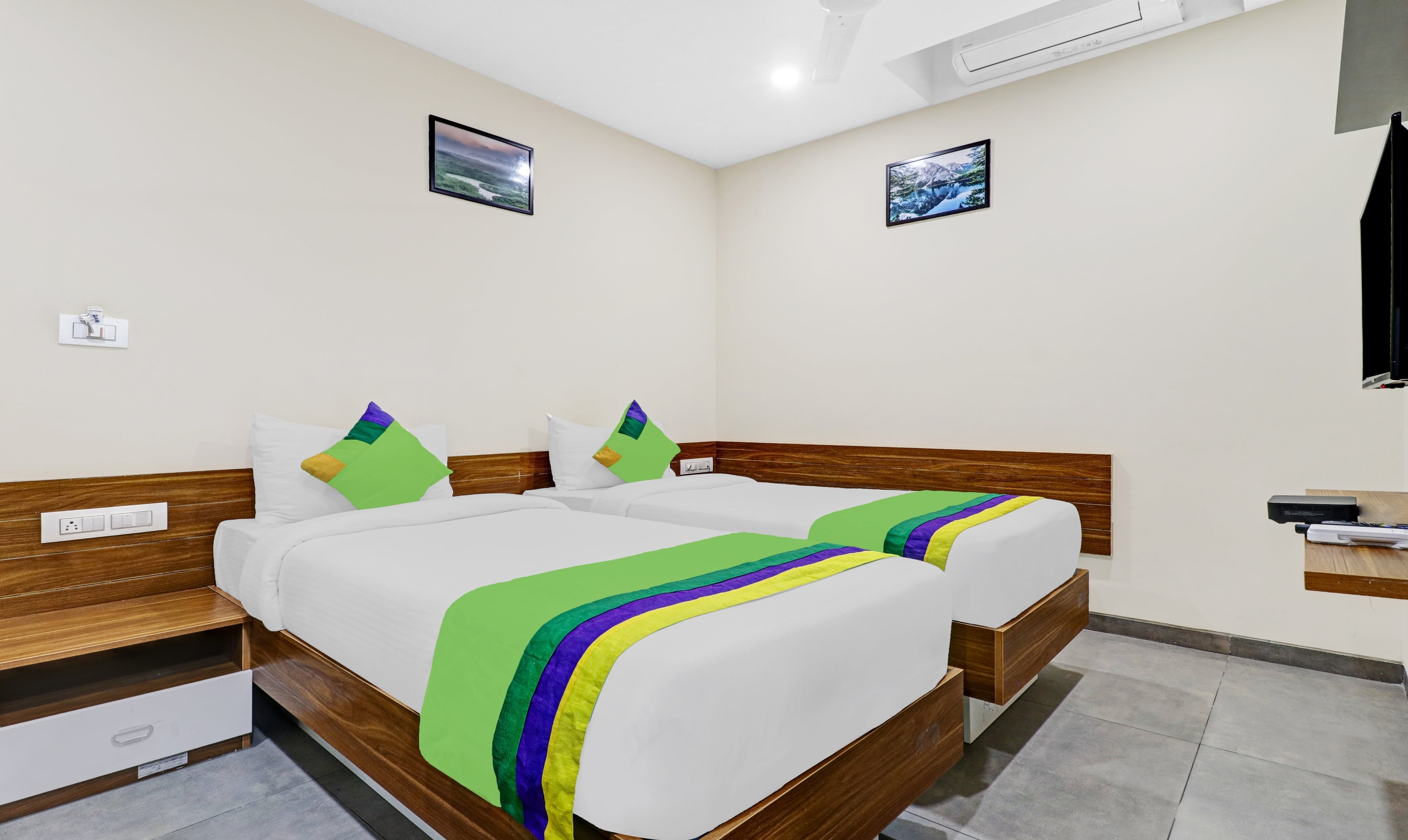 Standard room in Treebo SRS Purple Orchid in undefined. 