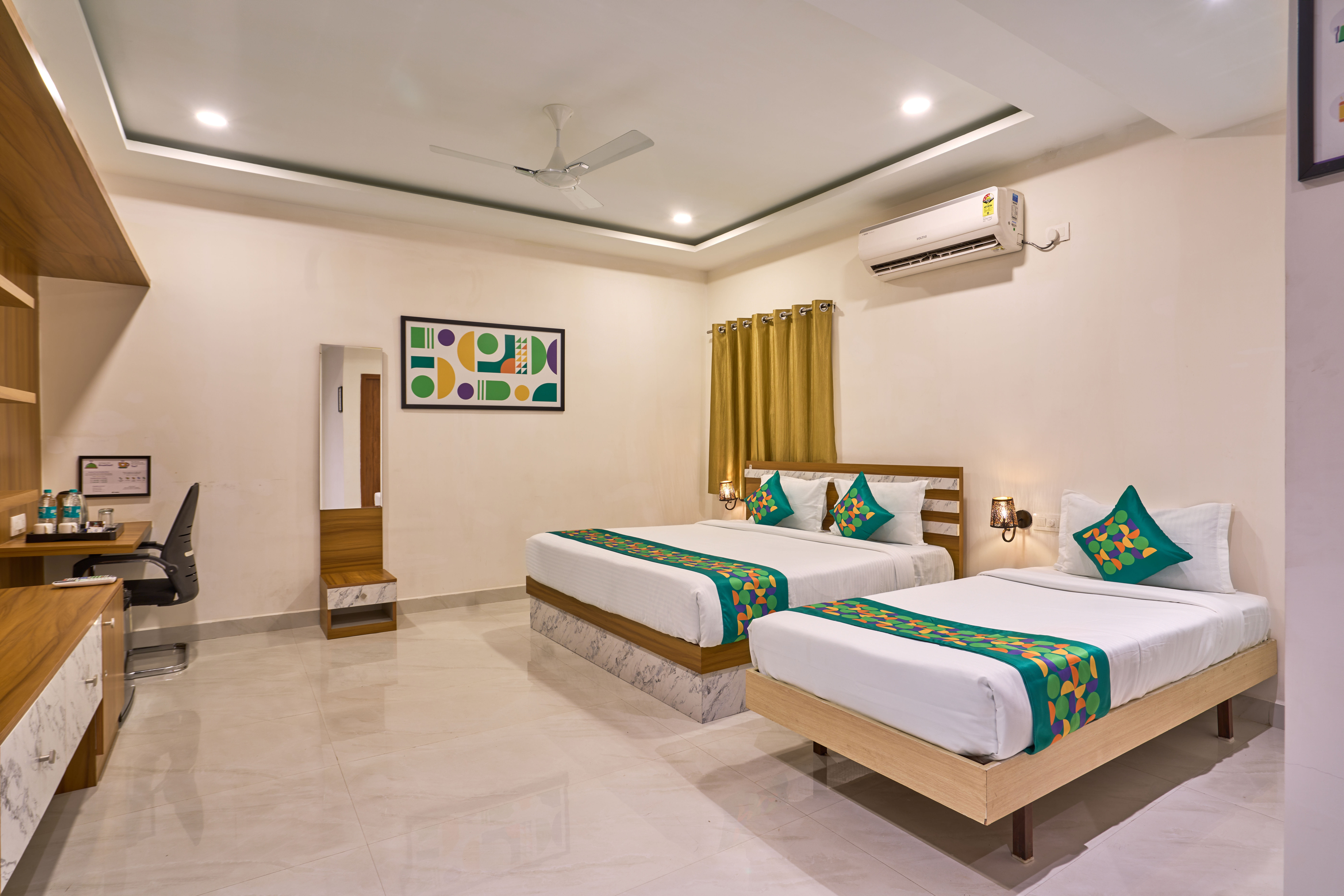 Premium room in Treebo Saffron Suites, Near Financial District & US Consulate in undefined. 
