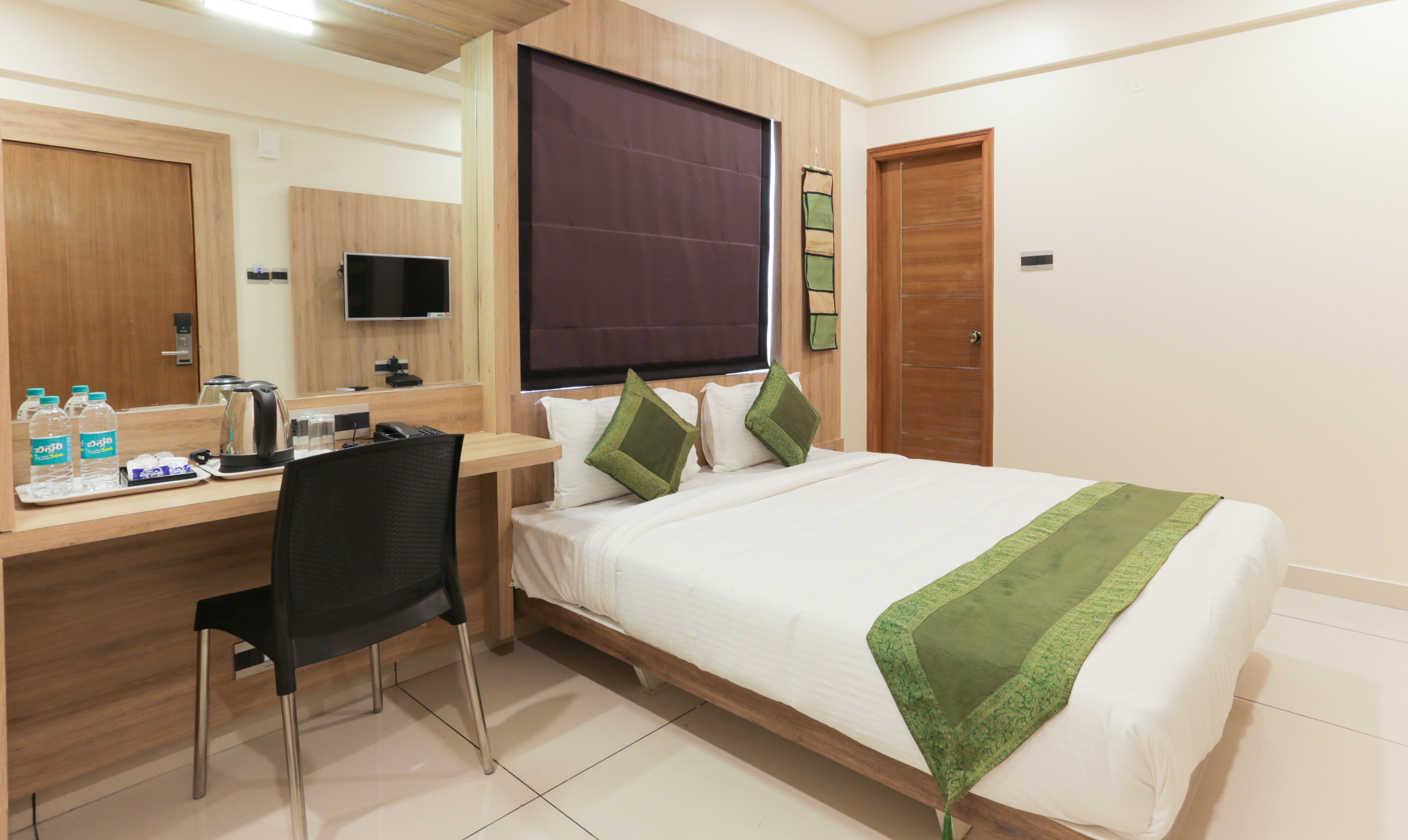 Standard room in Treebo Park Inn in undefined. 