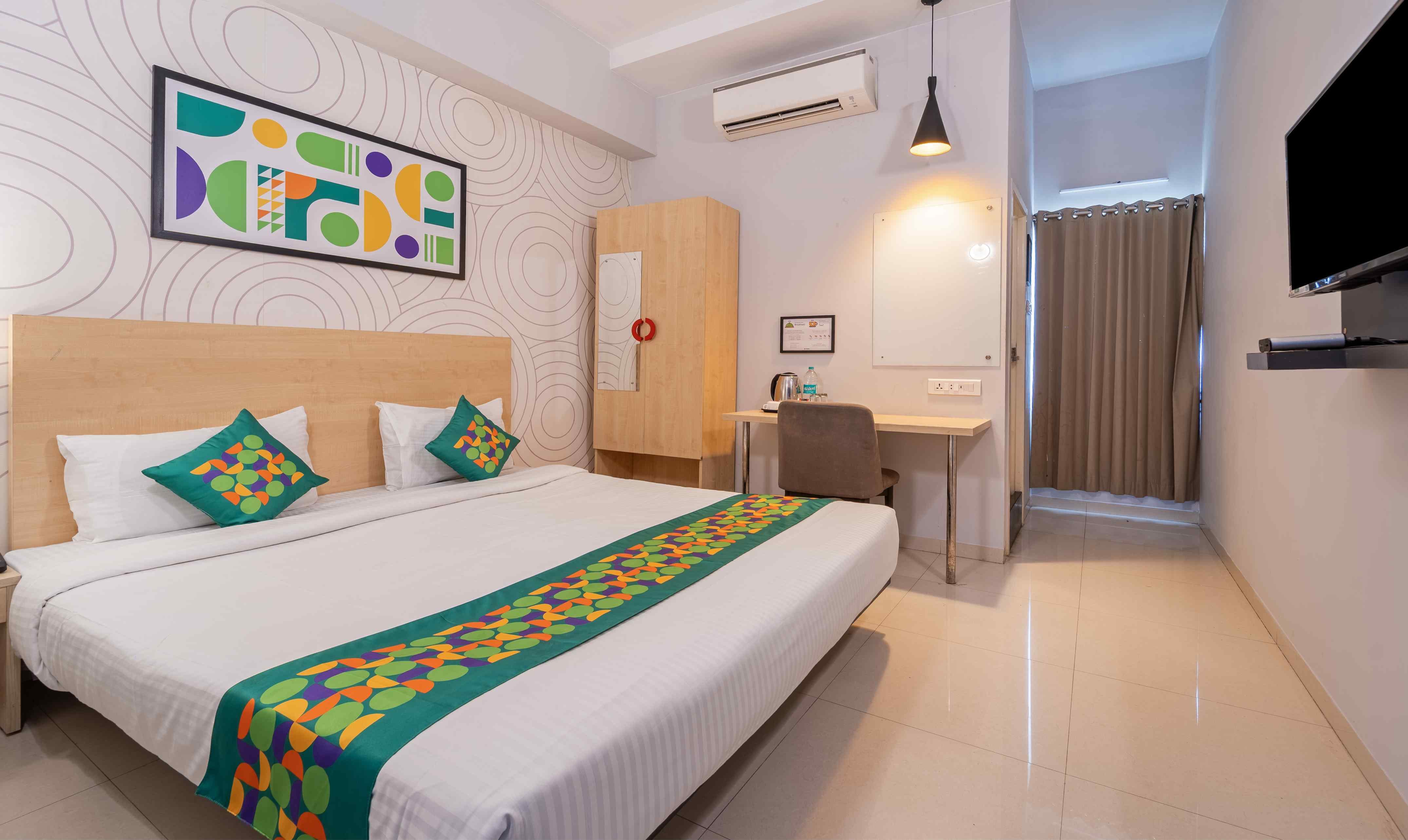 Standard room in Treebo Aiswaryam Residency in undefined. 