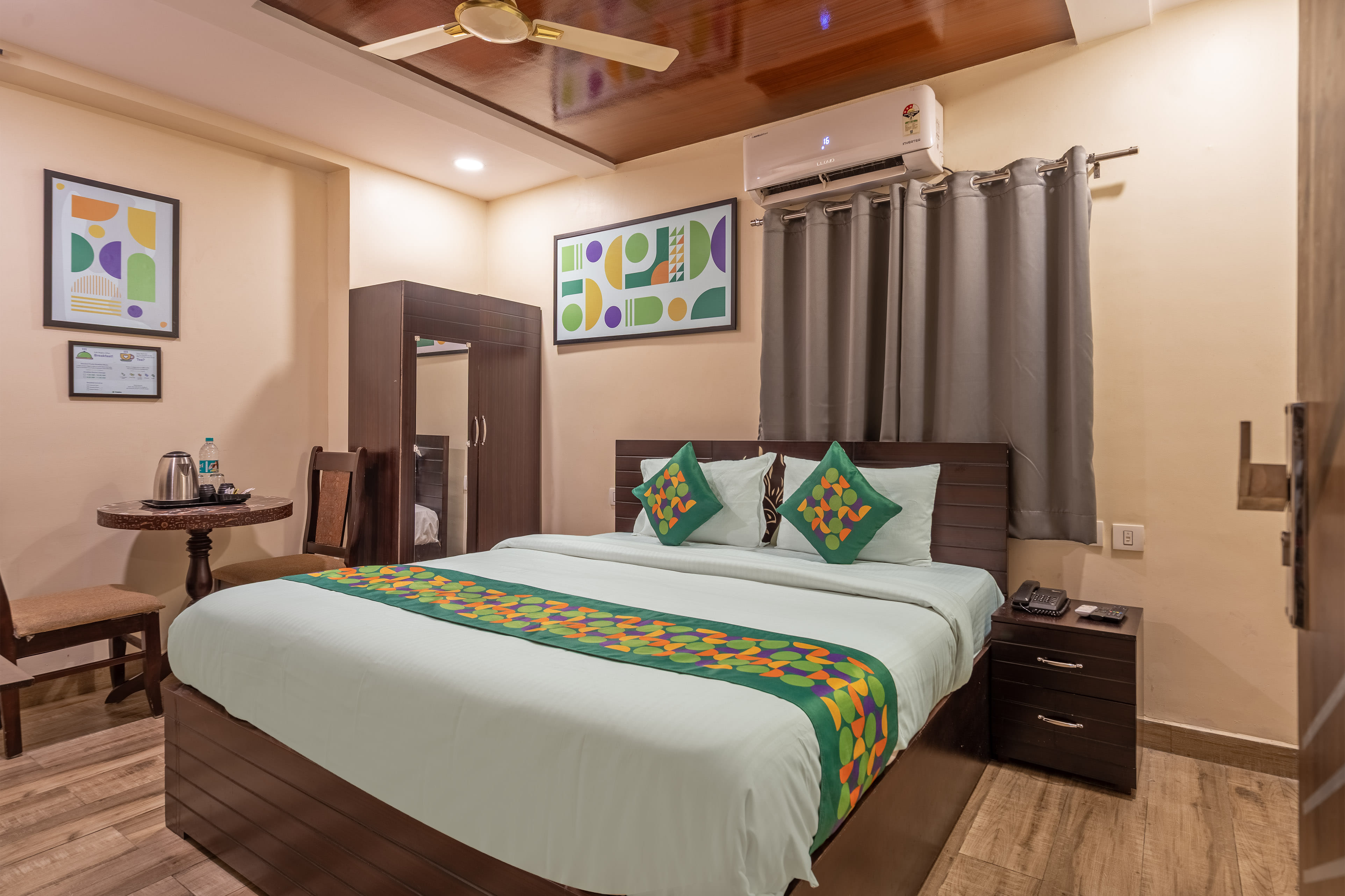 Standard room in Treebo The Address Inn Mehdipatnam in undefined. Standard
