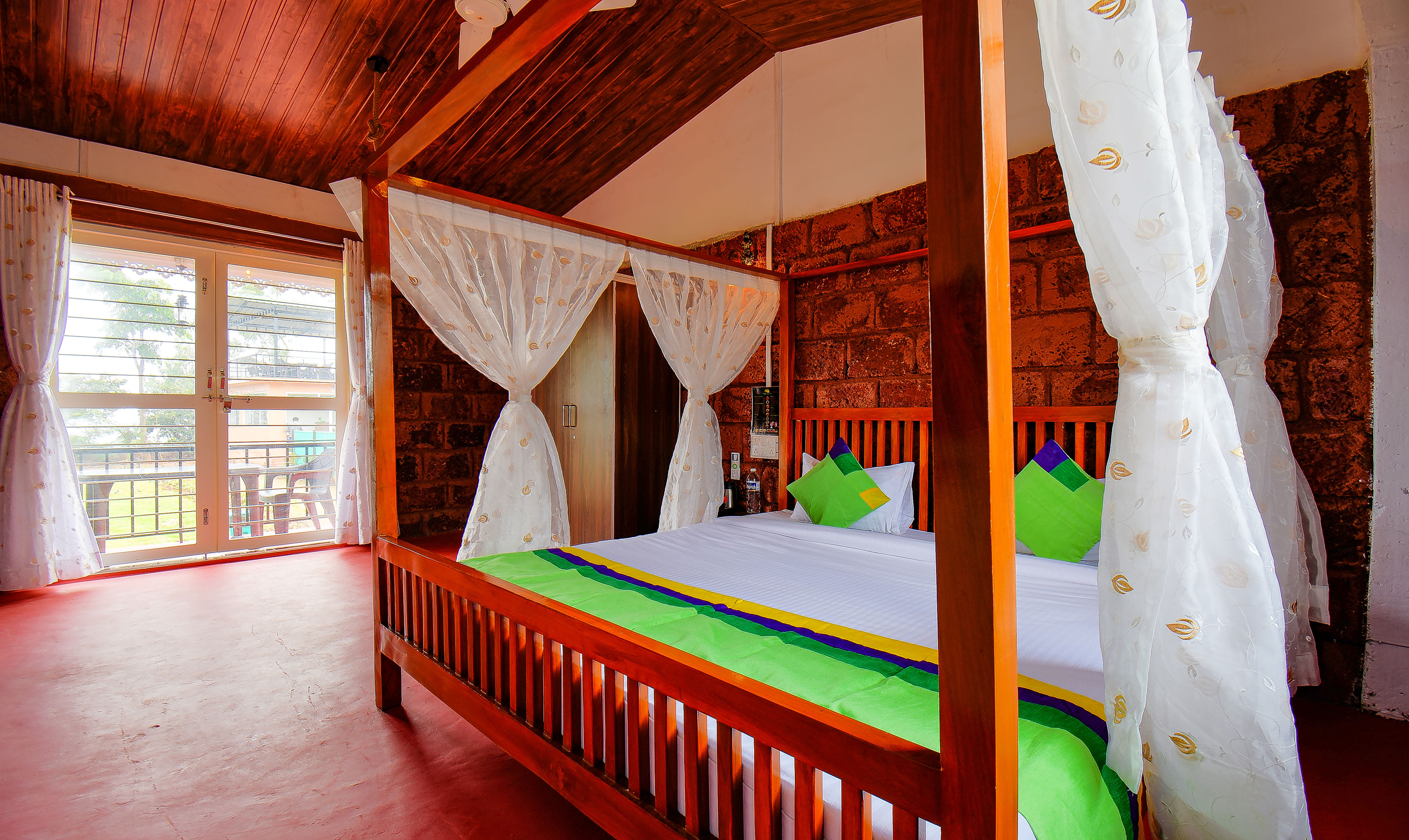 Deluxe room in Treebo The Appa'S Resort in undefined. 
