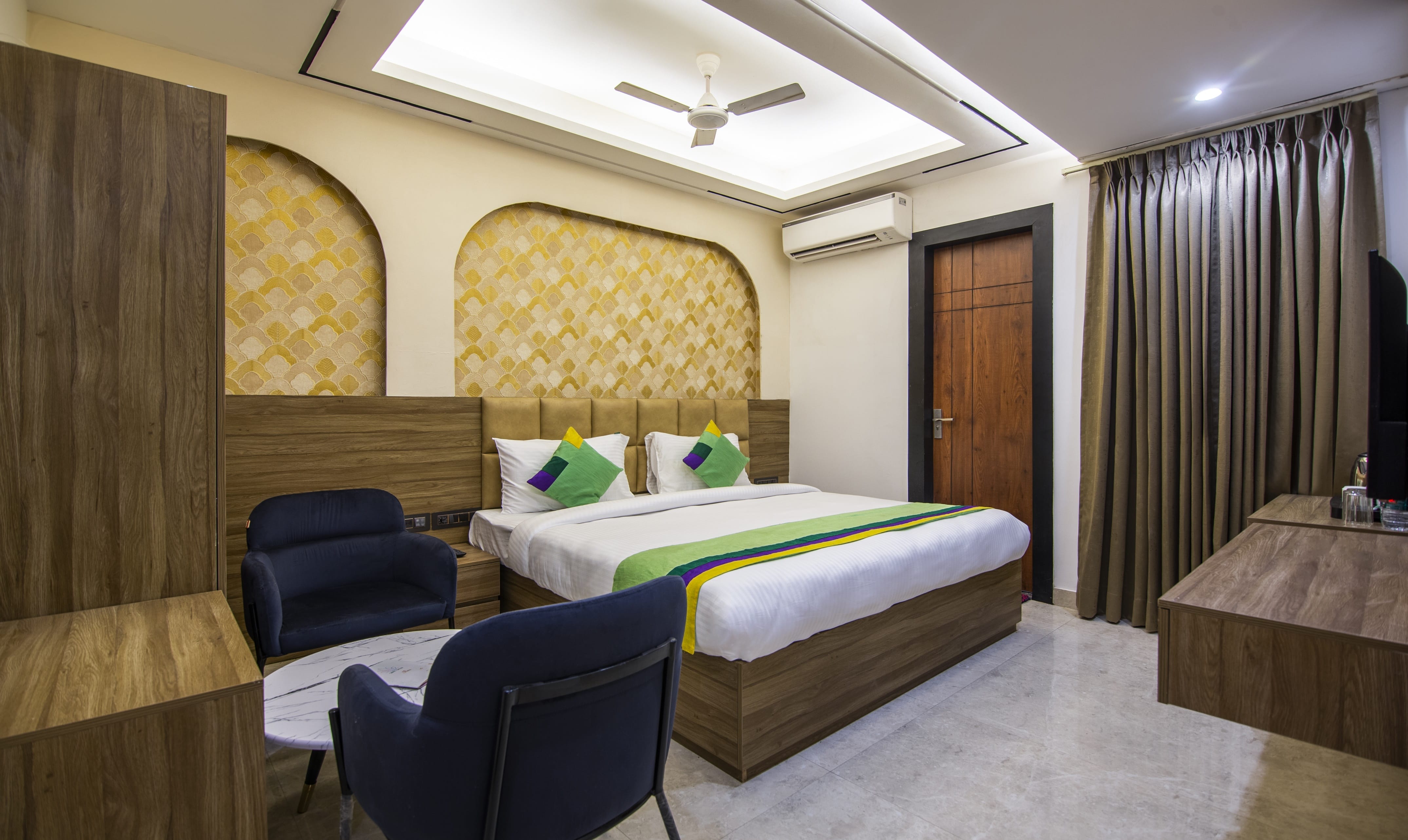 Standard room in Treebo The Armani Near Igi Airport in undefined. 