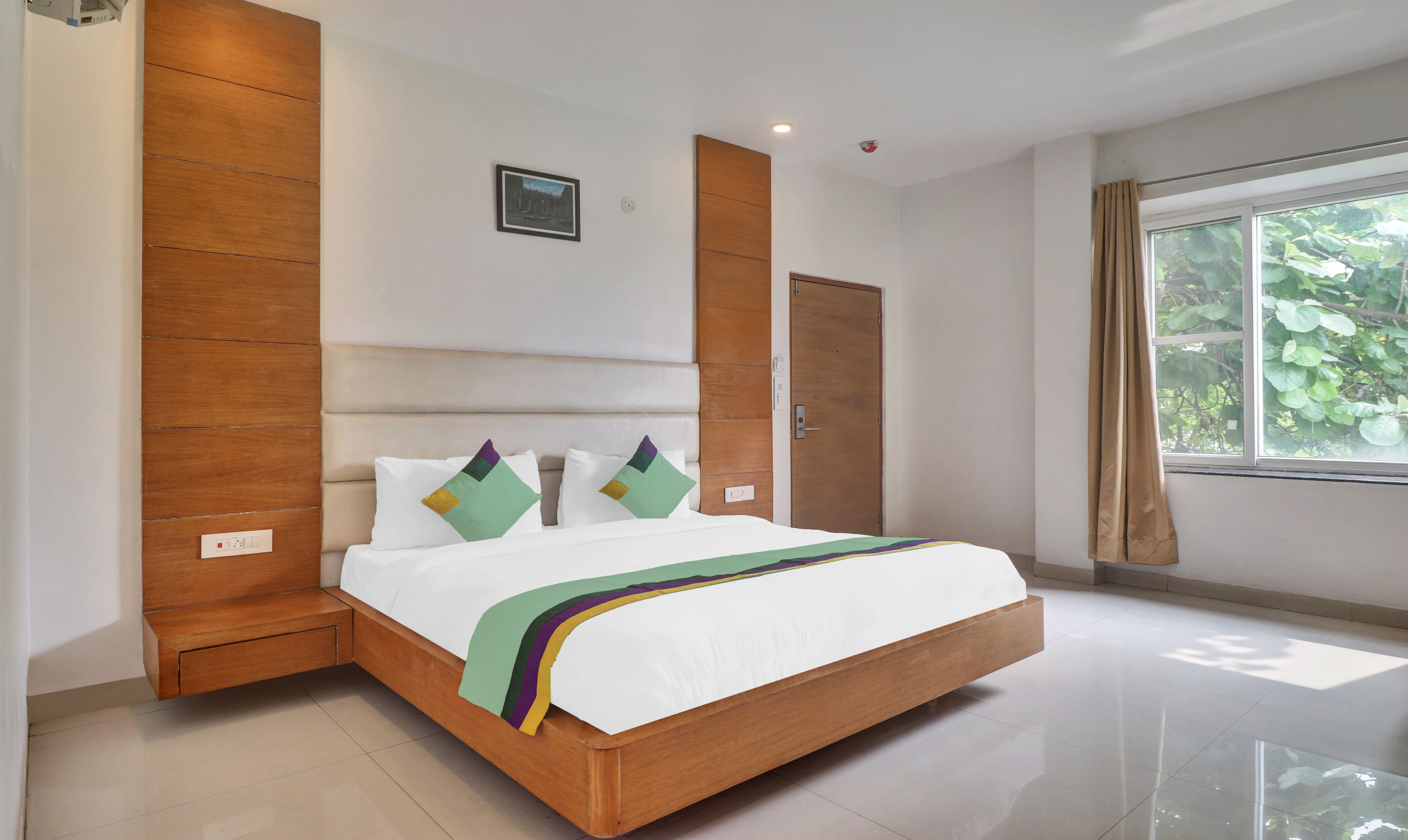 Deluxe room in Kavish Boutique Villa Churned in undefined. Bright airy AC rooms