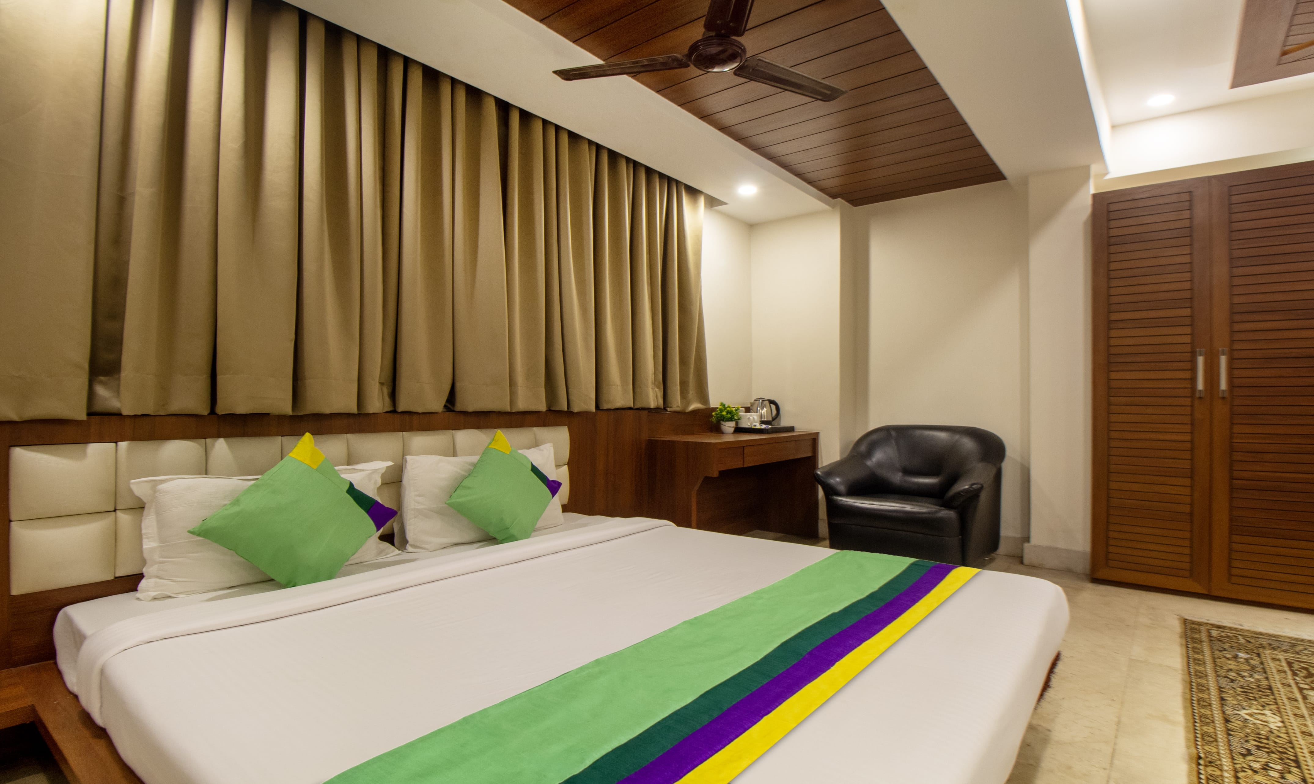 Premium room in Treebo Royal Orbit, Metropoliton in undefined. Premium