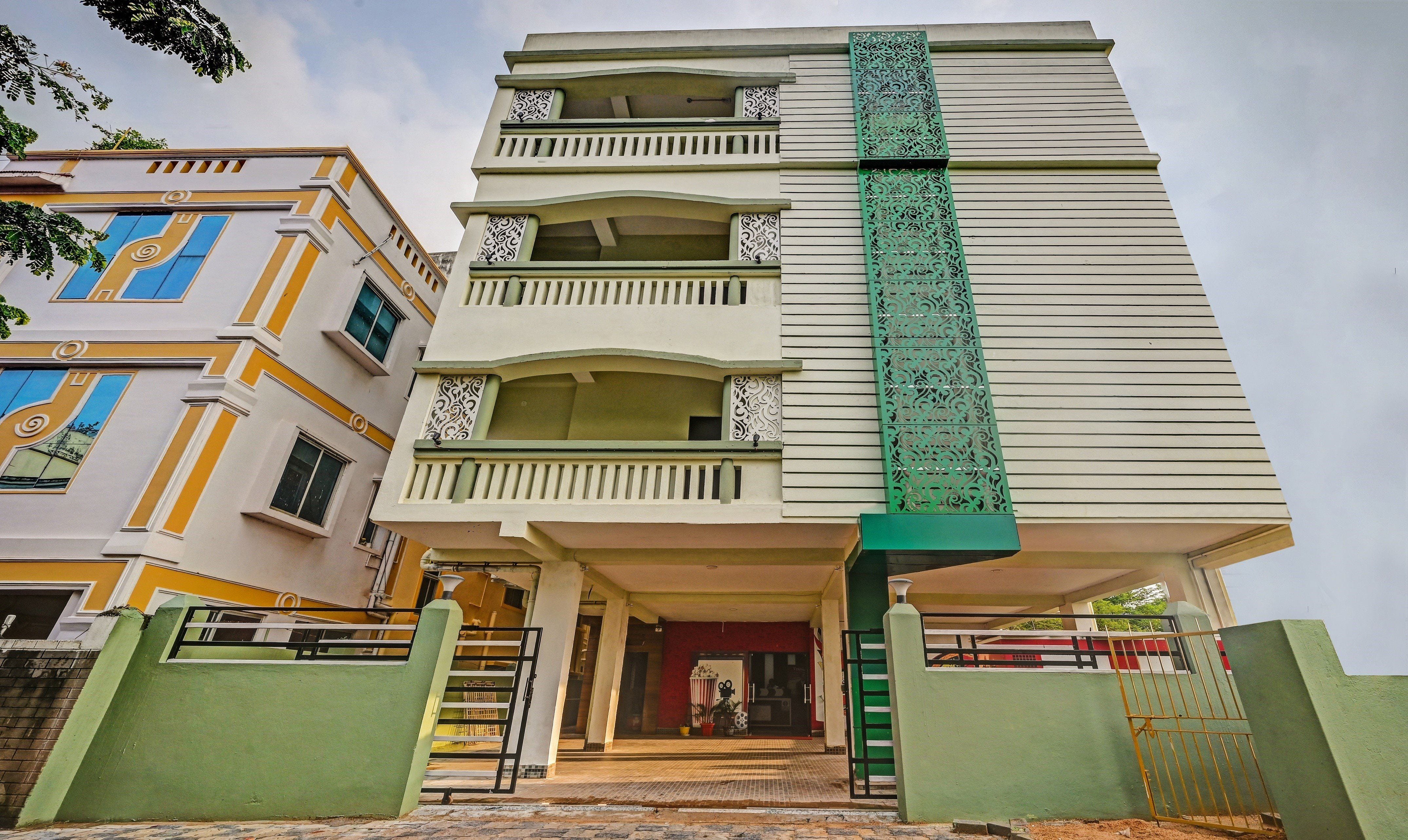 Treebo The Bollywood