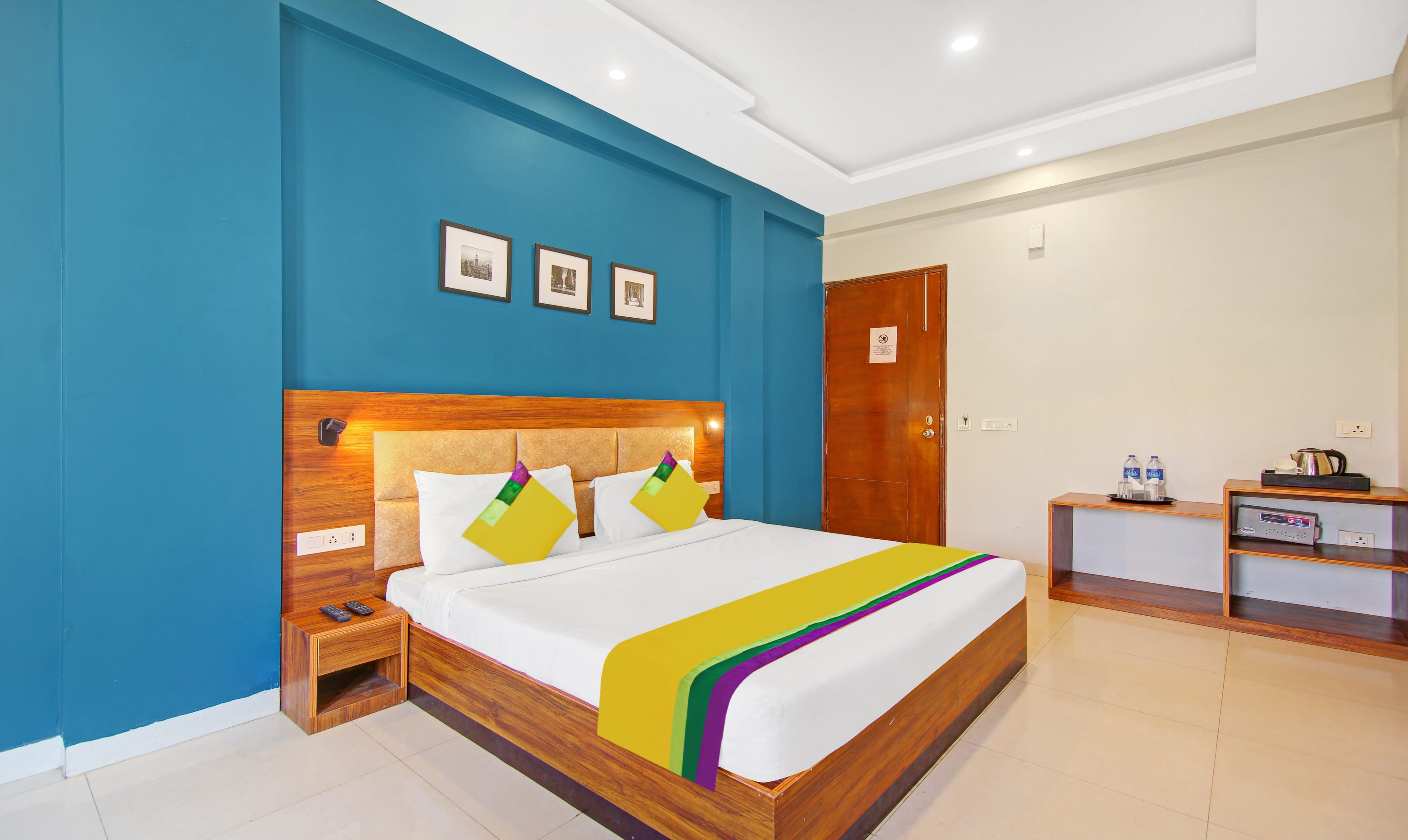 Deluxe room in Earth Villa Churned in undefined. Impeccably furnished