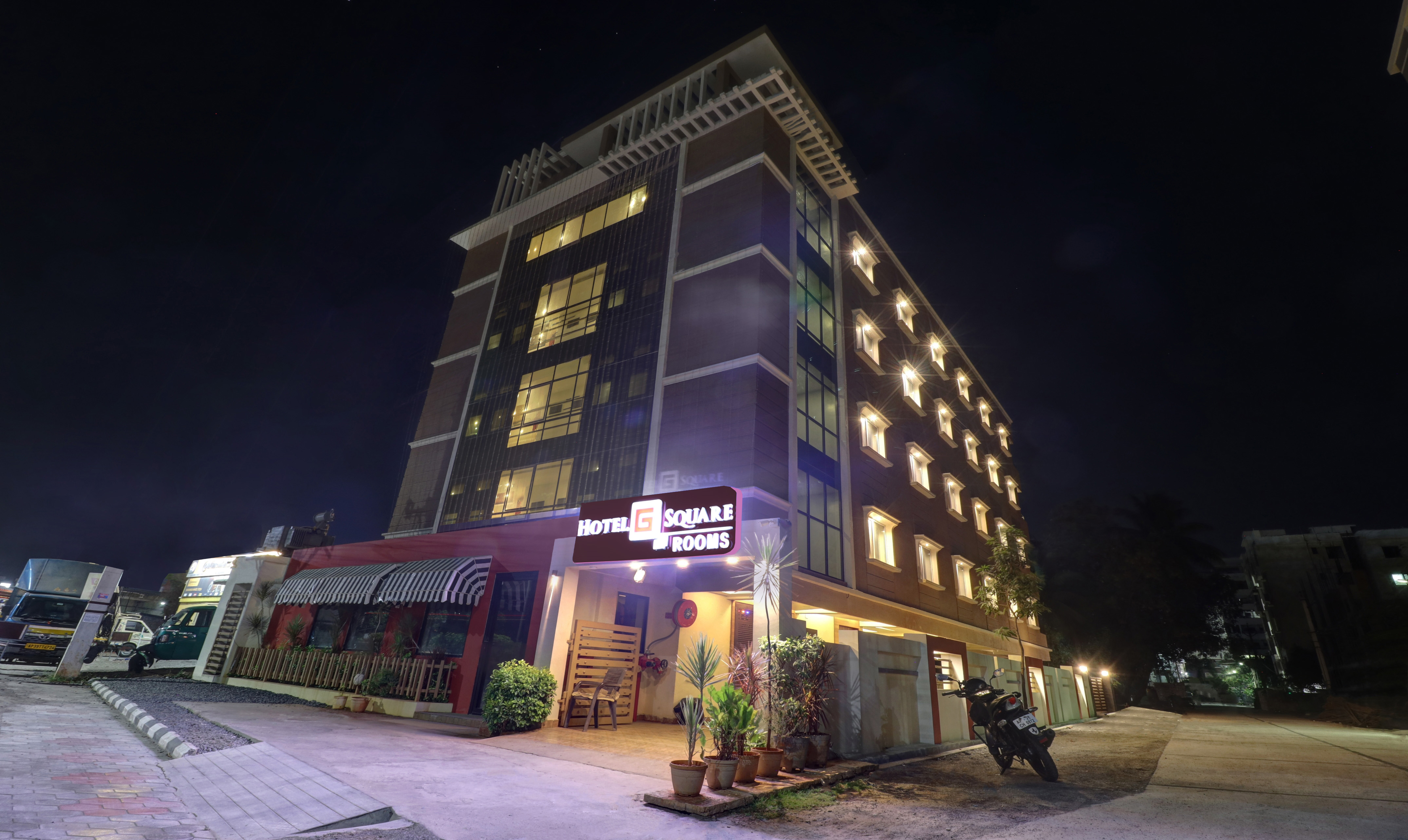 Suitable Godowns And Apartments - 490 Yards Comml Plot Gannavaram  Vijayawada at best price in Chennai | ID: 21438599788