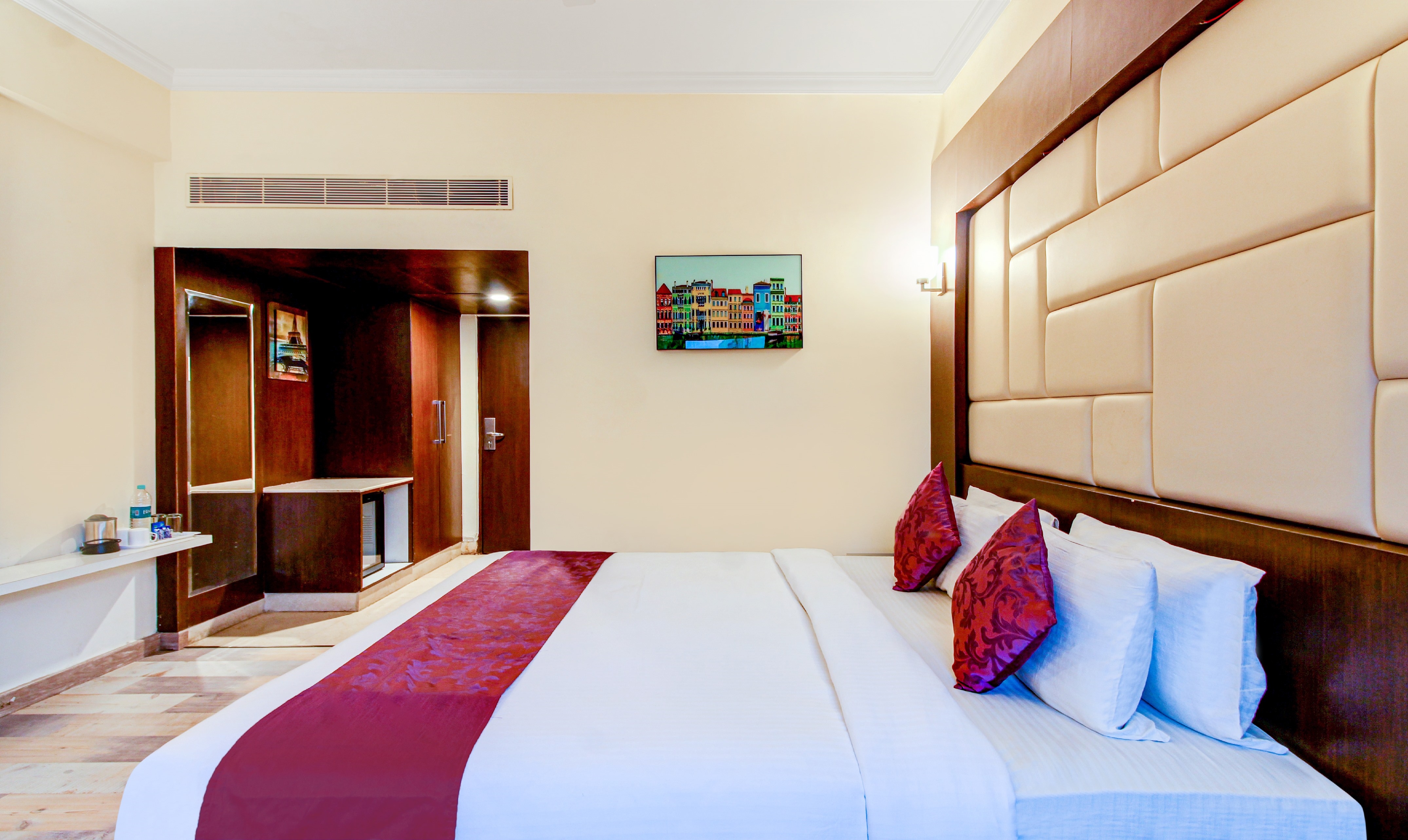 Top Couple Friendly Rooms On Rent in Sainikpuri - Best Couple Friendly Rooms  On Rent Hyderabad - Justdial