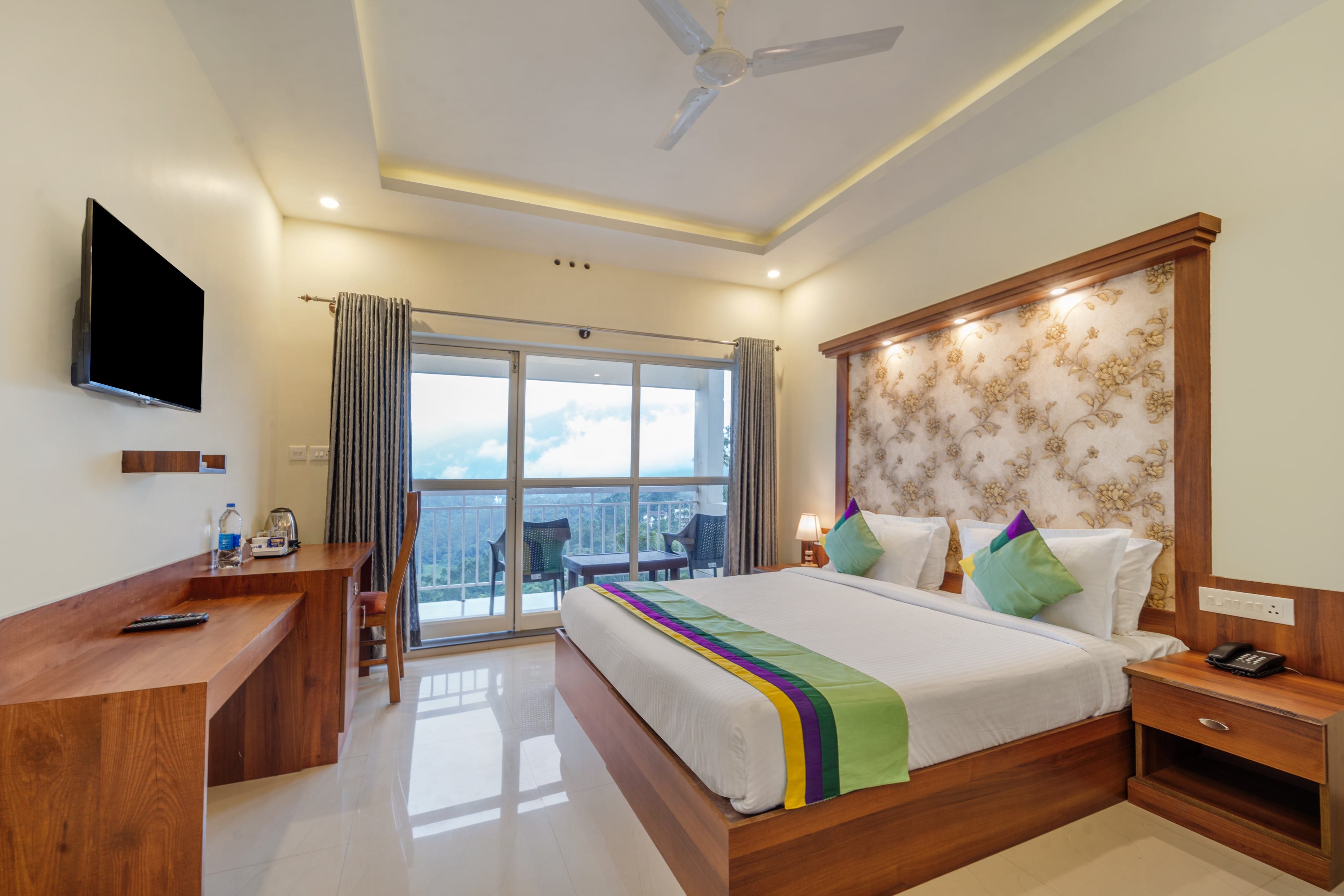 Standard room in Treebo Windsong Resort Munnar in undefined. Standard